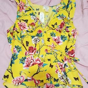 Sleveless wrap blouse